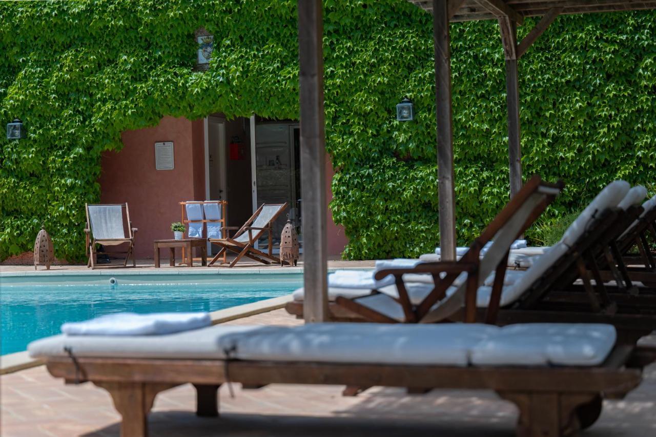 Braccagni Le Versegge Resort المظهر الخارجي الصورة